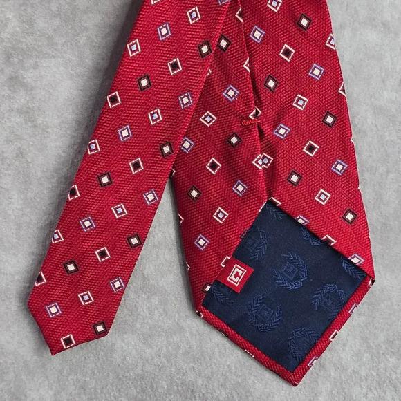 Chaps Red Blue White Diamond Geometric Silk Executive Holiday Neck Tie Men's - Picture 6 of 6
